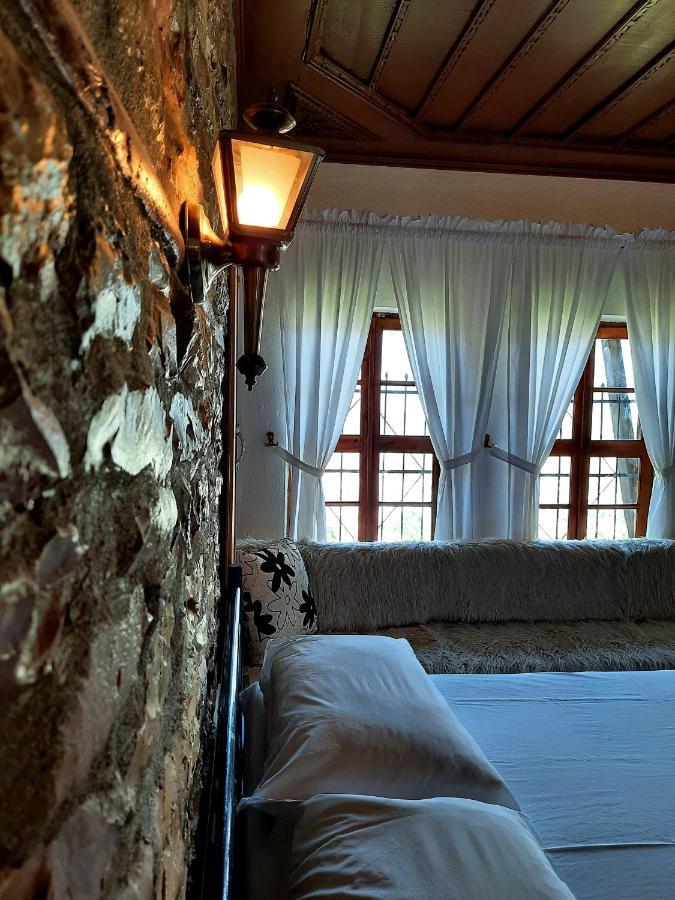 Stone Rooms 1850 Gjirokaster Ngoại thất bức ảnh