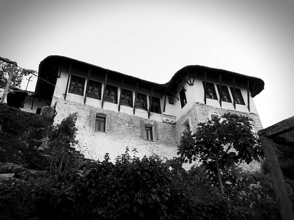 Stone Rooms 1850 Gjirokaster Ngoại thất bức ảnh